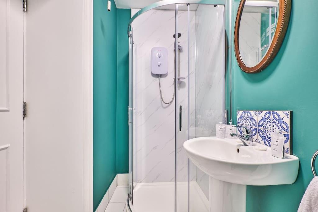 The Snug @ Clarence Apartment Londonderry Ngoại thất bức ảnh